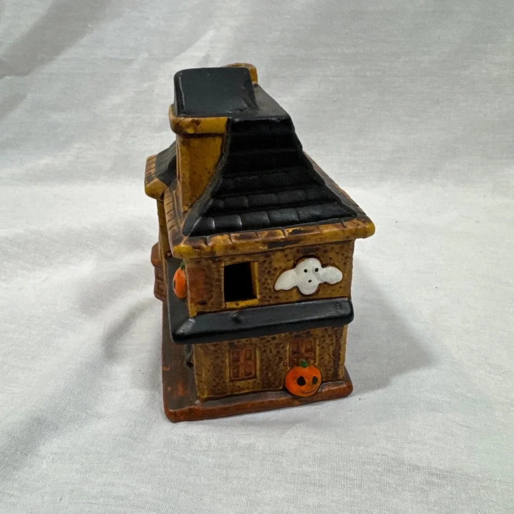 N/A charming ceramic